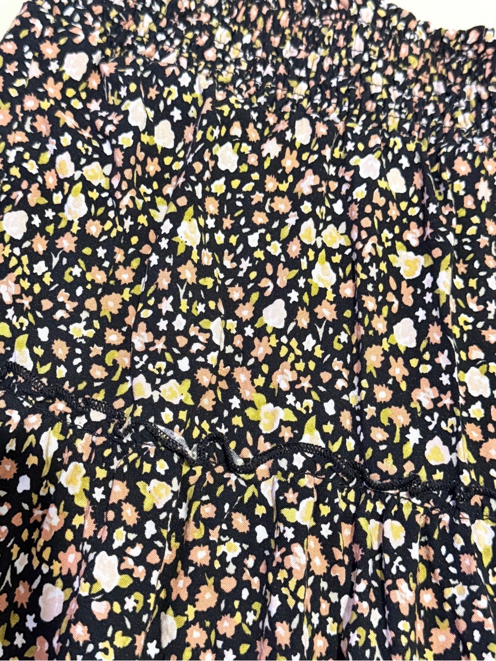 Wallflower Black Floral Ditsy Print Tiered Mini Skirt - Size S - Picture 2 of 3